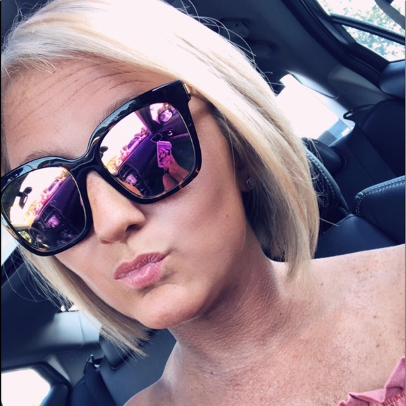 Meet the Posher Other - Meet your Posher, Ashlee